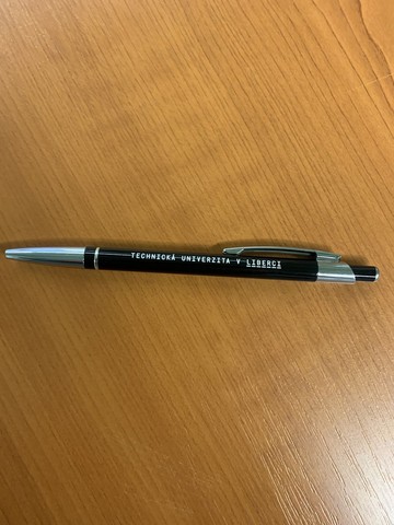 Propisovací tužka s logem TUL černá